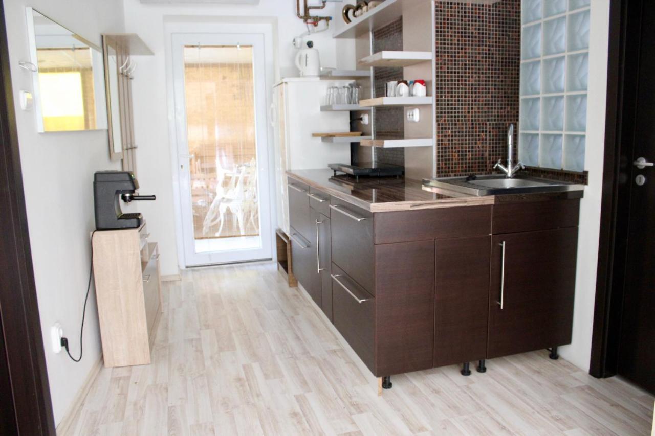 Апартаменты Medlin Apartman Шиофок Экстерьер фото